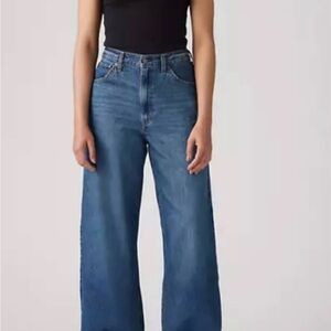 Levis cinch waist medium wash baggie Wide-Leg Jeans size 31
